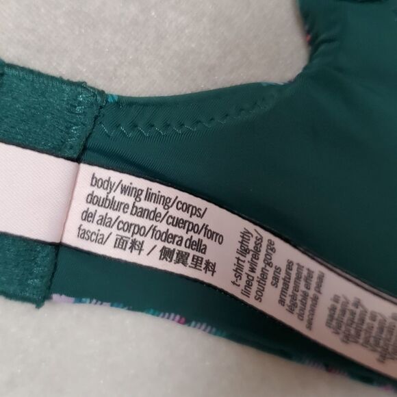 VICTORIA'S Secret Lightly Lined Wireless T-shirt Bra Green Pink Plaid Spell Out - Picture 10 of 12